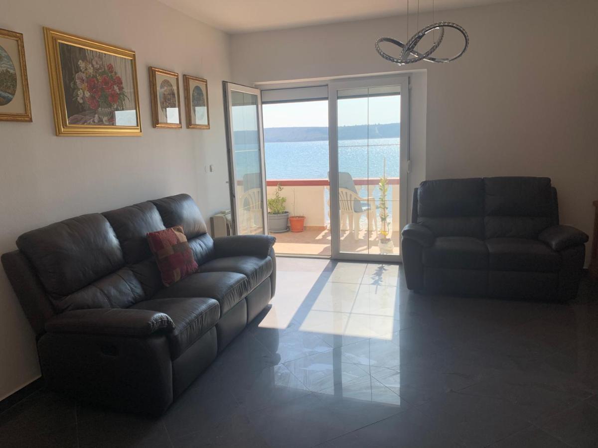 Apartment For 4-6 Persons Second Floor Ljubac  Bagian luar foto